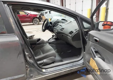 2009 Honda Civic Lx z USA, uszkodzony, nr VIN 19XFA16599E047368